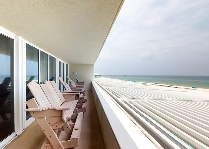 Close To The Colonnades Stellar Gulf-front Gem Pool Sauna Gym Holiday home Gulf Shores